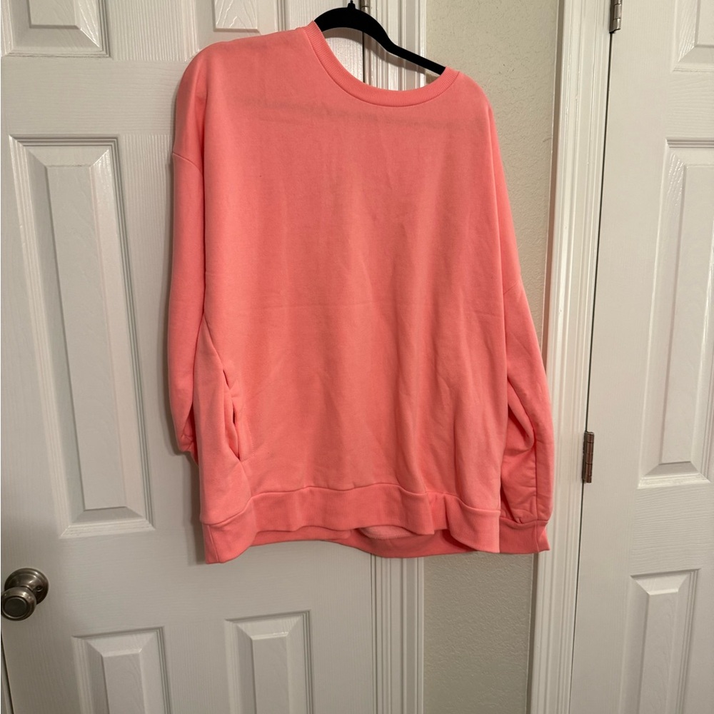 Zenana Outfitters Coral Sweatshirt